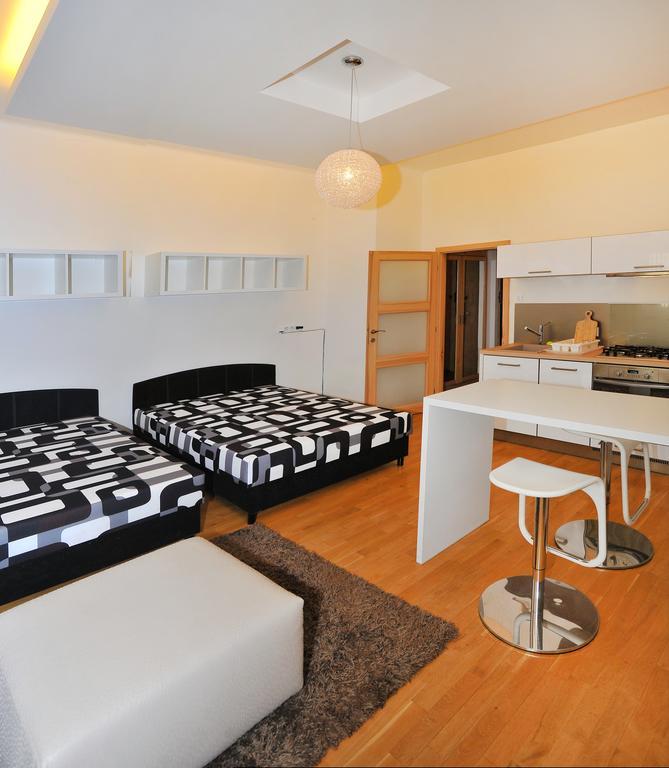Apartment Near The Old Town Square Prague Room photo